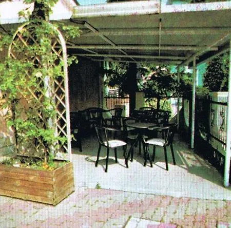 Villa-brandi --- Completa --- 酒店 贝拉里亚-伊贾马里纳